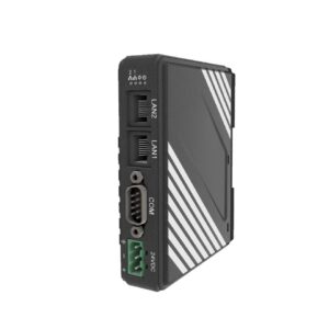 Weintek cMT-G01-Gateway im Kunststoffgehäuse, oben vier Status-LEDs, darunter LAN2- und LAN1-Anschlüsse, gefolgt vom COM-Port sowie dem 24 VDC-Anschluss am unteren Ende.