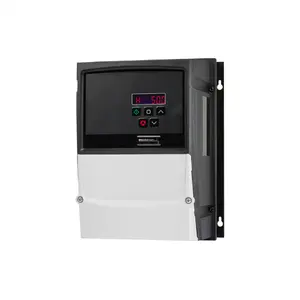 Frequenzumrichter escodrives EDS3-4022PL-66N1 ohne Hauptschalter und externe Bedienelemente, Frontansicht mit digitalem LED-Display und Tastenfeld.