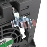 EMV-Schirmklammer 17–22 mm am INVT GD28 Frequenzumrichter montiert