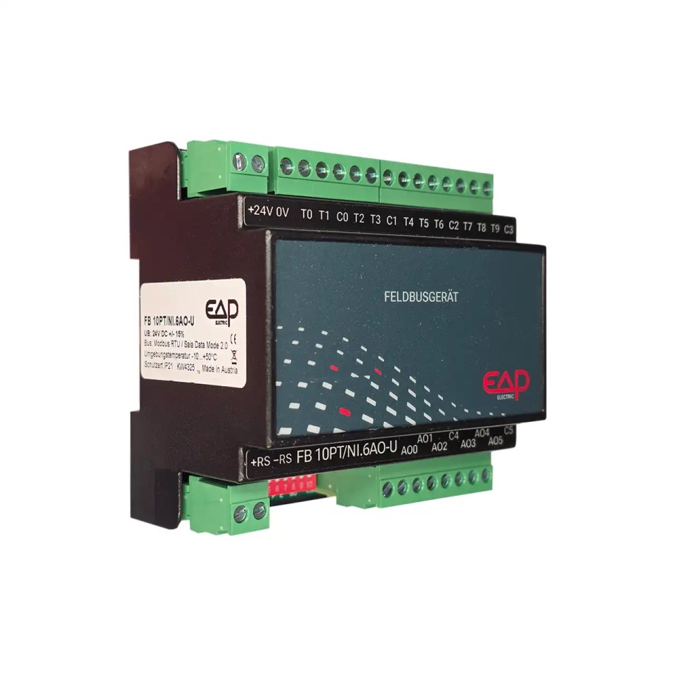 Schrägansicht des I/O Moduls 7741 FB10PT/NI.6AO-U.M.S. von EAP Electric mit robustem Schaltschrankgehäuse, oberer und unterer Anschlussklemme, analoger Ausgangssektion und seitlicher Gehäusekontur für dezentrale Feldbusinstallationen.